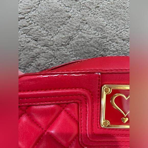 Love Moschino woman’s Polyurethane quilted logo Crossbody Bag Red - Picture 14 of 16